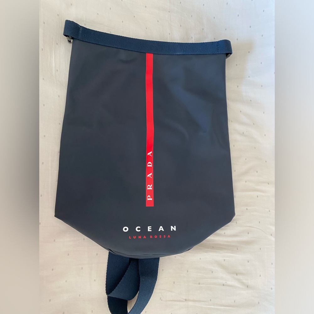 PRADA Ocean Luna Rossa Navy Mens Travel Sailing Bag with Certificate of Auth New